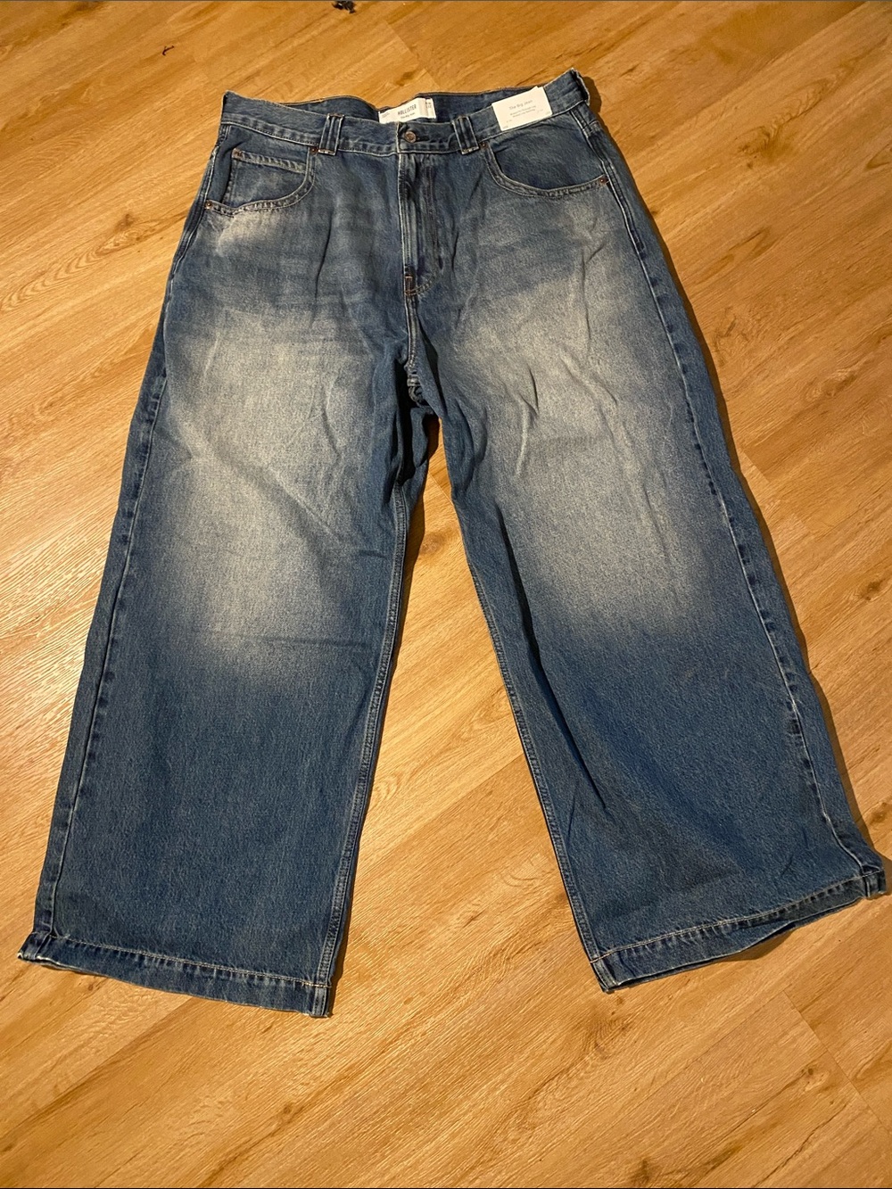 Hollister Relaxed Wide-Leg Blue Jeans